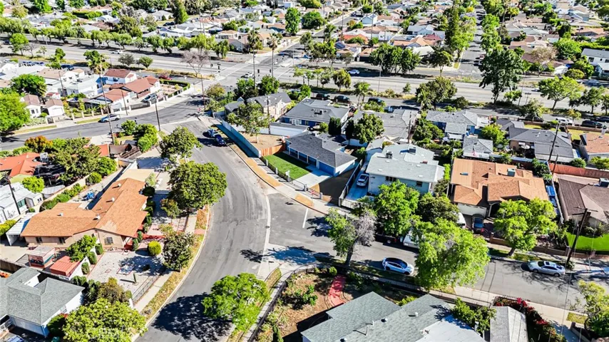 6415 Charlesworth Avenue, North Hollywood, California 91606