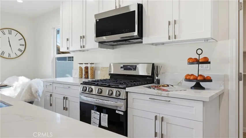 6415 Charlesworth Avenue, North Hollywood, California 91606