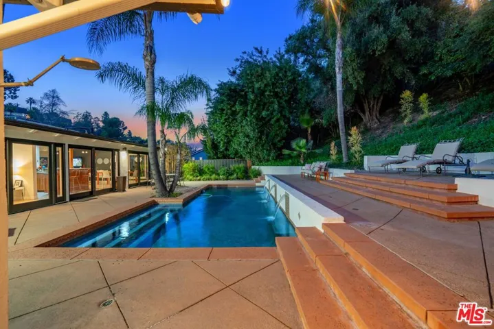 4858 Topeka Drive, Tarzana, California 91356