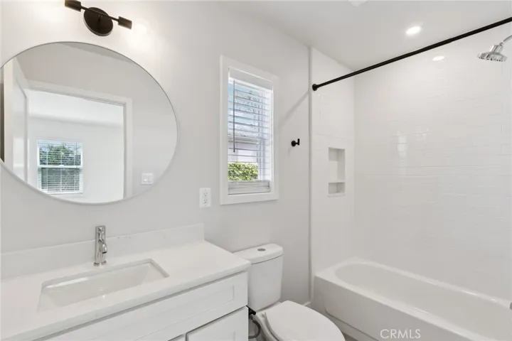 Ensuite Bathroom No. 4