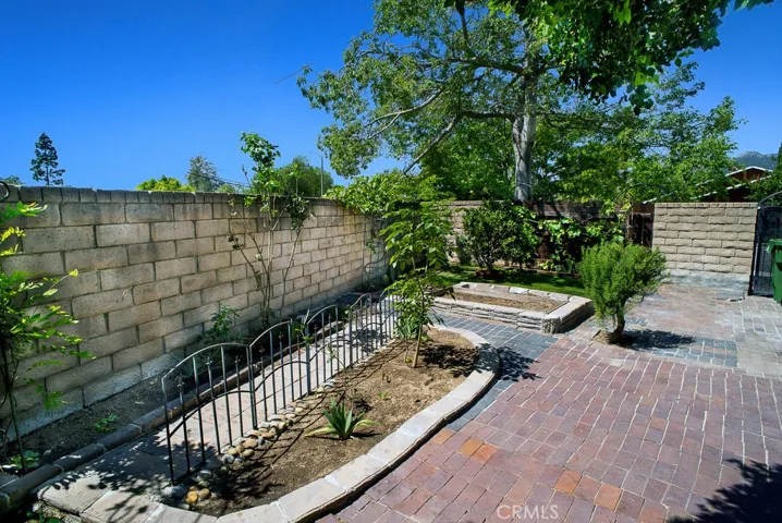 Side Garden