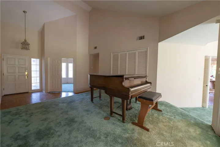 Entry View/Living Room