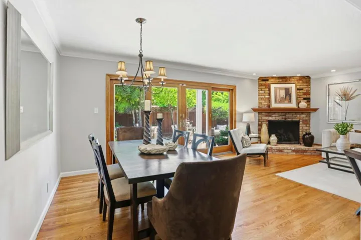 1701 S Springer Road, Mountain View, California 94040