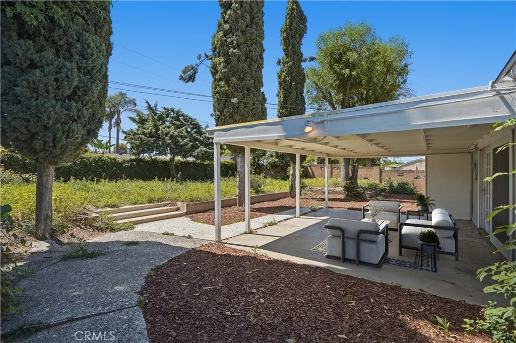 VIRTUAL STAGING