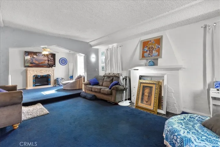 3640 W 60th Street, Los Angeles, California 90043