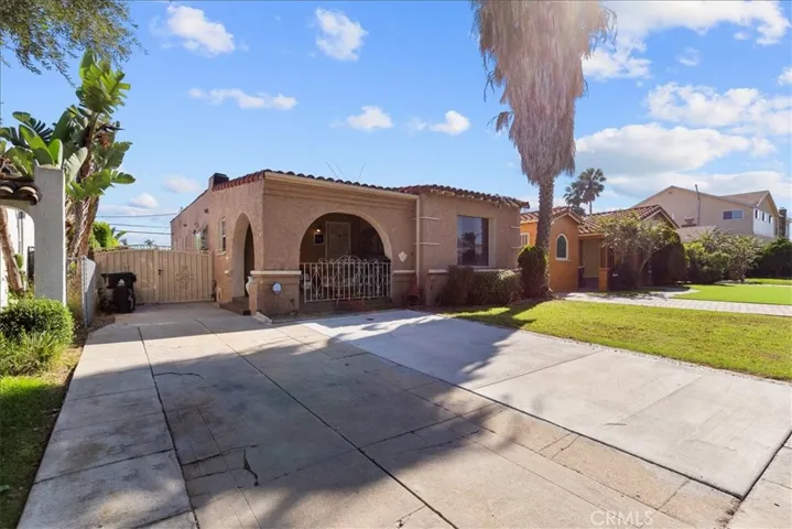 3640 W 60th Street, Los Angeles, California 90043