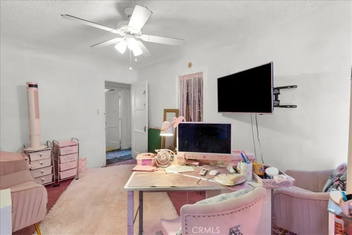 3640 W 60th Street, Los Angeles, California 90043