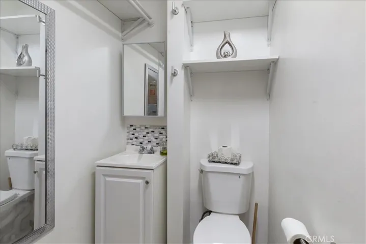 3640 W 60th Street, Los Angeles, California 90043