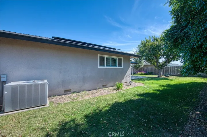 2569 E Los Altos Avenue, Fresno, California 93710