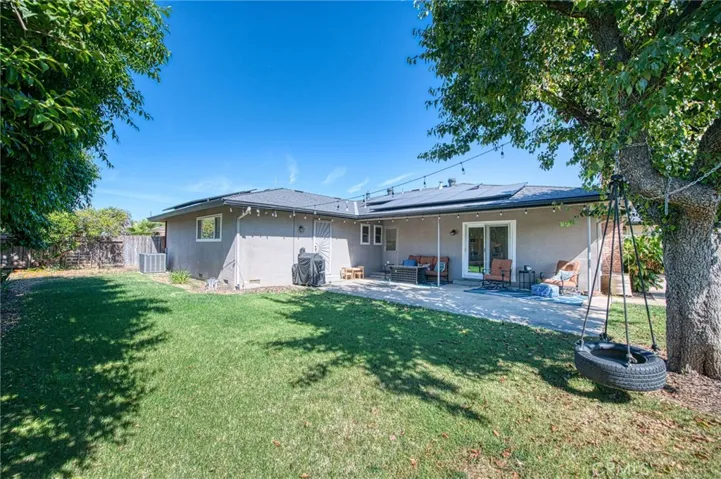 2569 E Los Altos Avenue, Fresno, California 93710