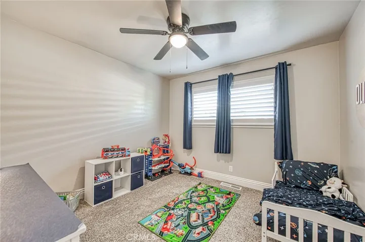2569 E Los Altos Avenue, Fresno, California 93710