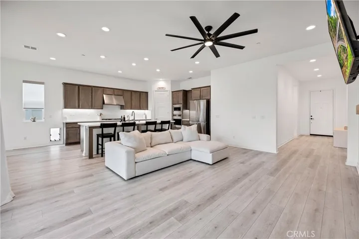 39481 Chamise, Temecula, California 92591