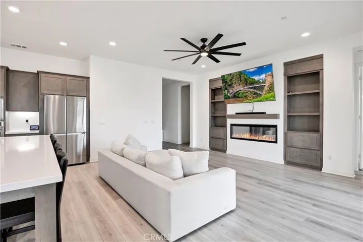 39481 Chamise, Temecula, California 92591