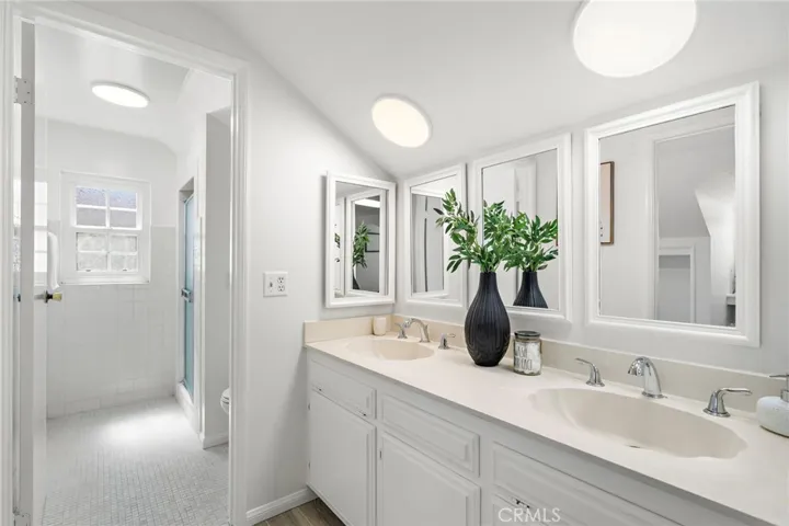 Upstairs Guest Bathroom