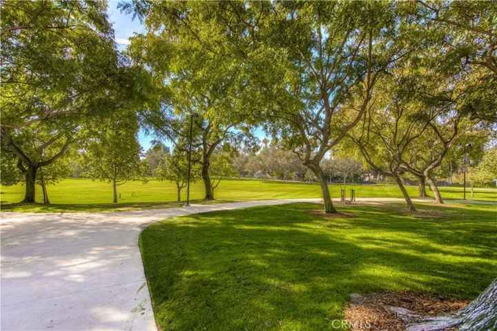21931 Rimhurst, Lake Forest, California 92630