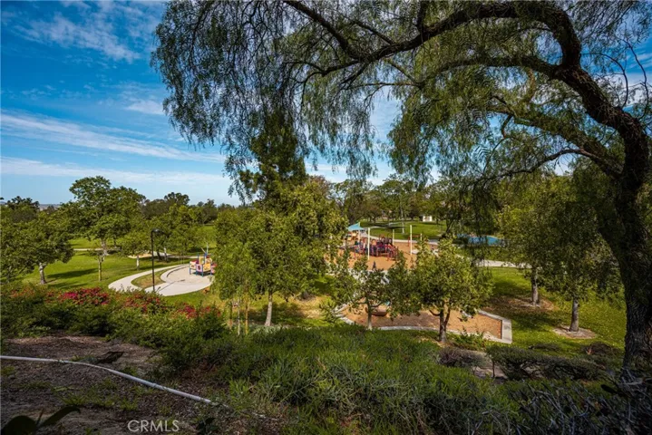 21931 Rimhurst, Lake Forest, California 92630