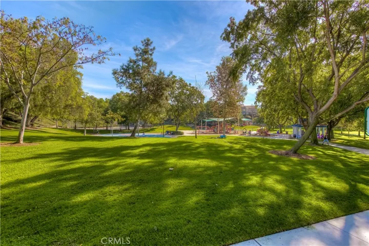 21931 Rimhurst, Lake Forest, California 92630