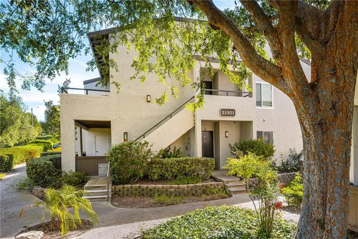 21931 Rimhurst, Lake Forest, California 92630