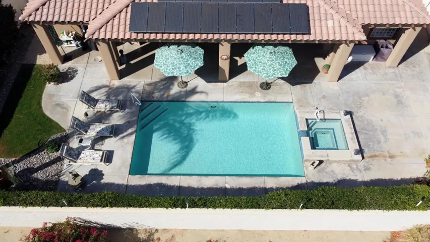 Arial Photo pool