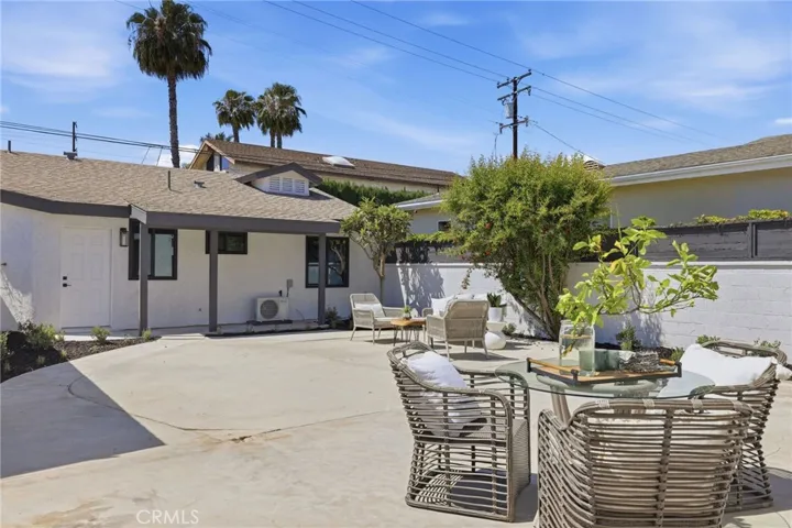 4529 Pepperwood Avenue, Long Beach, California 90808
