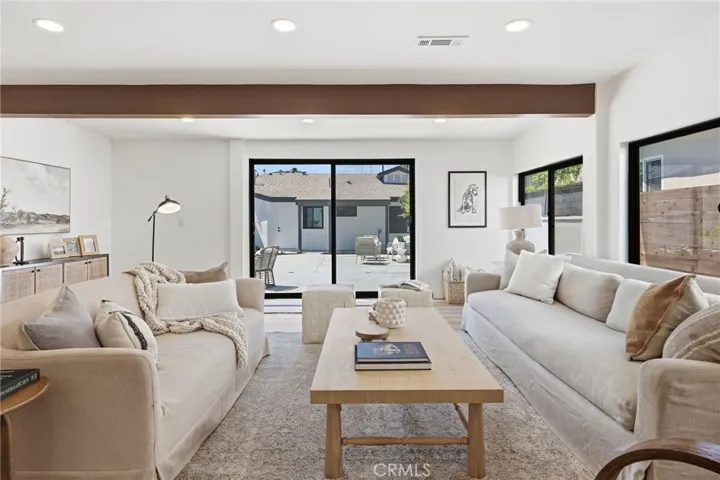 4529 Pepperwood Avenue, Long Beach, California 90808