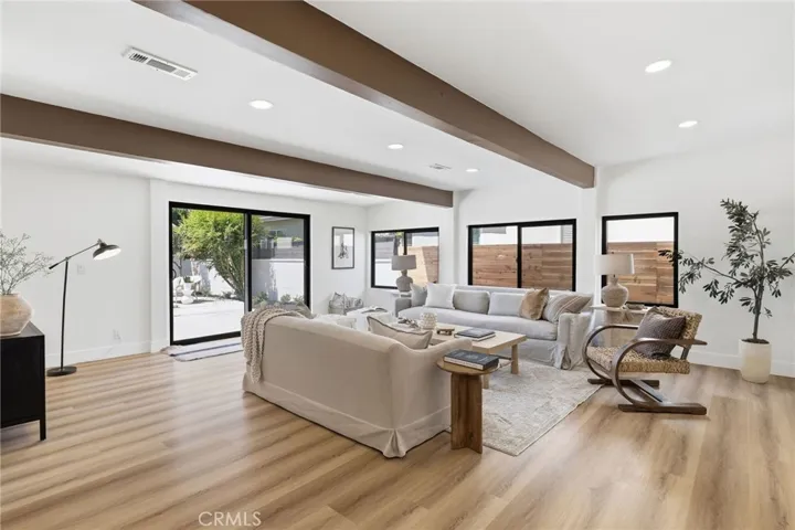 4529 Pepperwood Avenue, Long Beach, California 90808