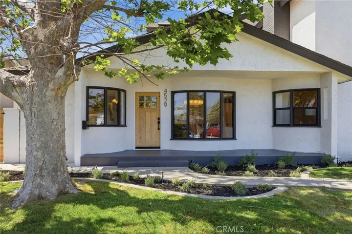 4529 Pepperwood Avenue, Long Beach, California 90808