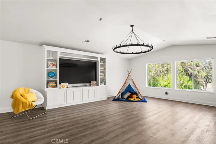 Loft/bonus room