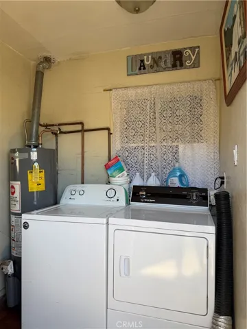Washer and Dryer area-Unit 605