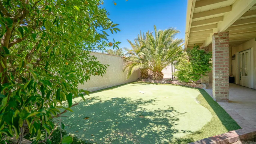 8582 Frontera Dr Exterior10