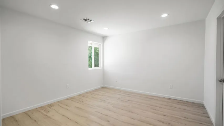8582 Frontera Dr Interior-52