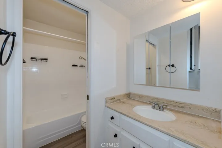 241 Lindero Avenue, Long Beach, California 90803
