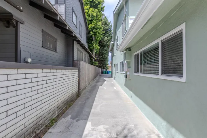 241 Lindero Avenue, Long Beach, California 90803