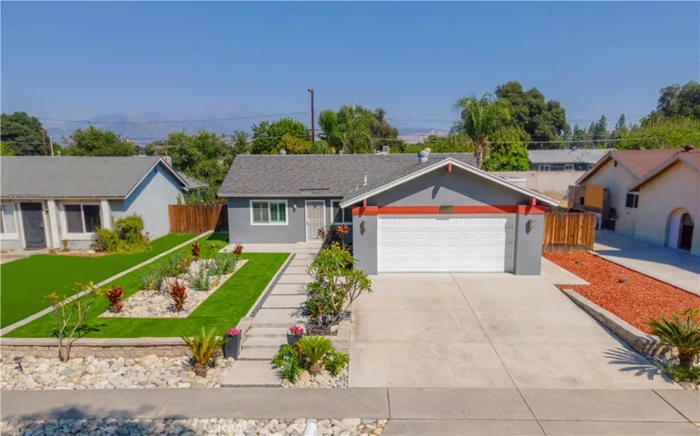 1322 Hunter Drive, Redlands, California 92374