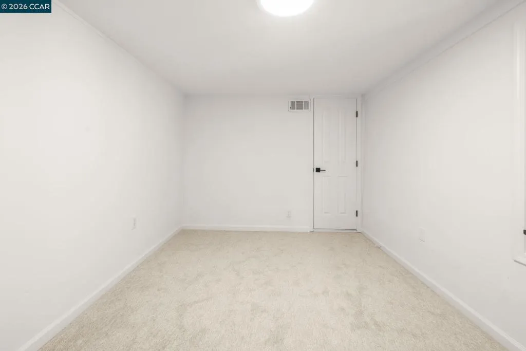 office/extra room