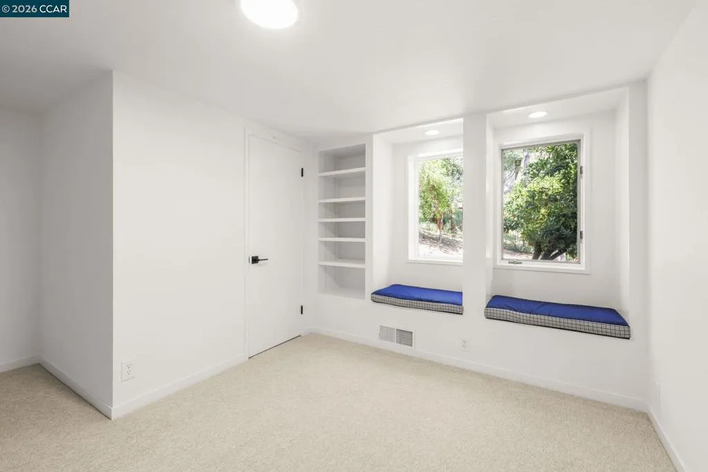 Bonus room 1