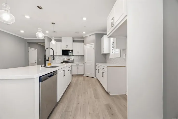 30012 Cabo Del Oeste, Highland, California 92346
