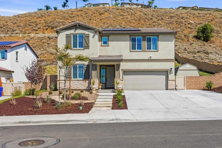 30012 Cabo Del Oeste, Highland, California 92346