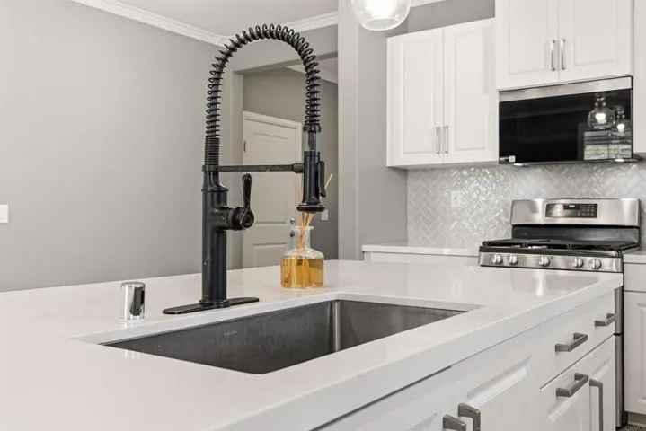 30012 Cabo Del Oeste, Highland, California 92346
