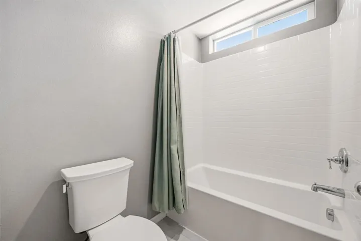 30012 Cabo Del Oeste, Highland, California 92346