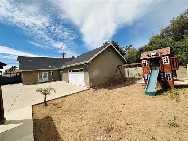 514 W Randall, Rialto, California 92376