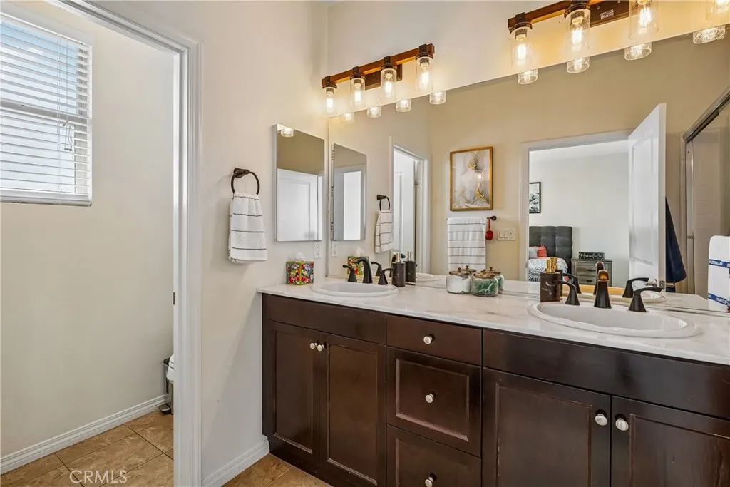 12041 Stanley Park Court, Hawthorne, California 90250 — photo 4