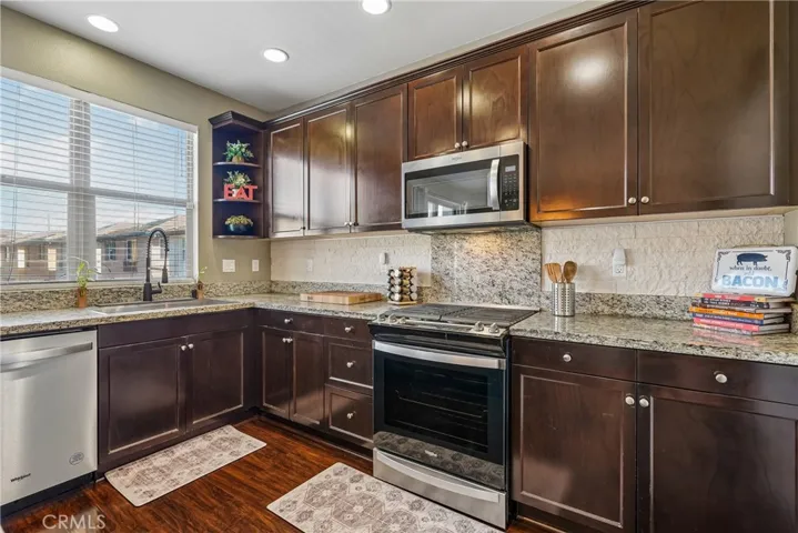 12041 Stanley Park Court, Hawthorne, California 90250