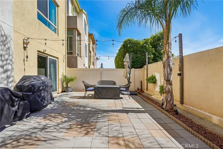 12041 Stanley Park Court, Hawthorne, California 90250