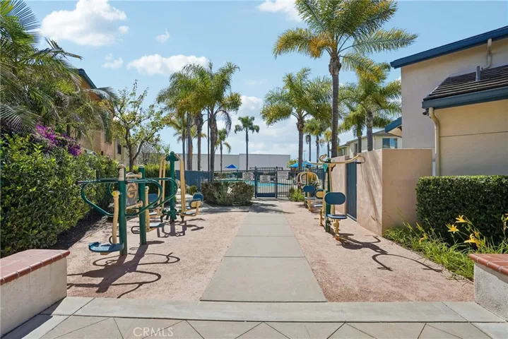 12041 Stanley Park Court, Hawthorne, California 90250