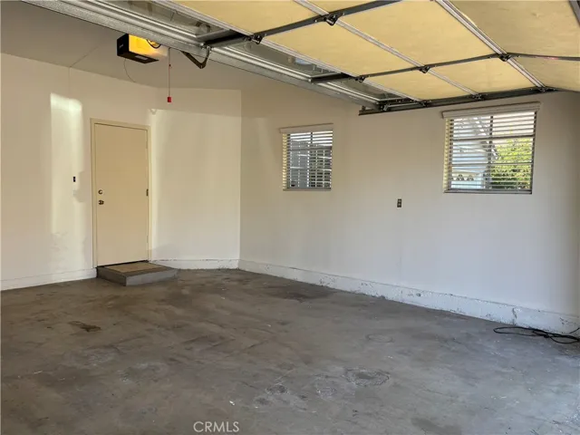 Garage 2