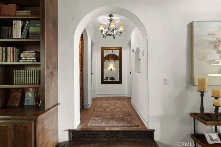 6812 Treasure Trail, Los Angeles, California 90068