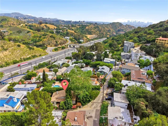 6812 Treasure Trail, Los Angeles, California 90068
