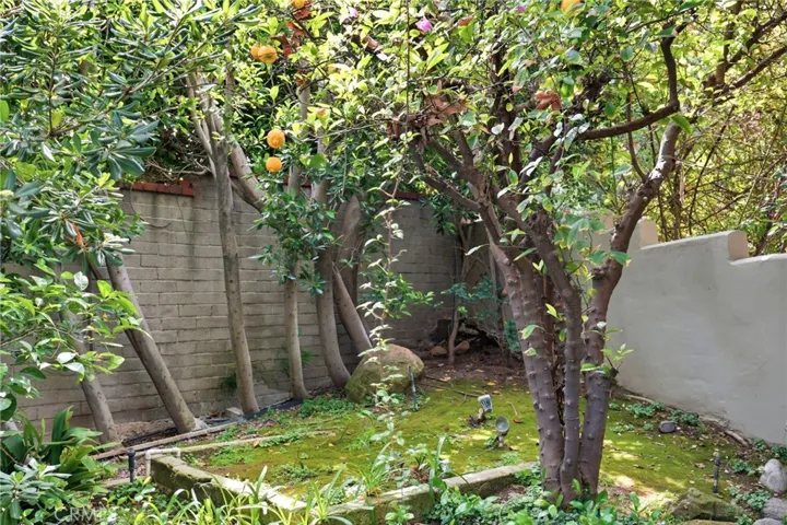 6812 Treasure Trail, Los Angeles, California 90068