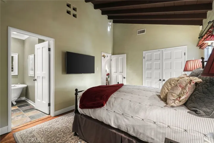 6812 Treasure Trail, Los Angeles, California 90068